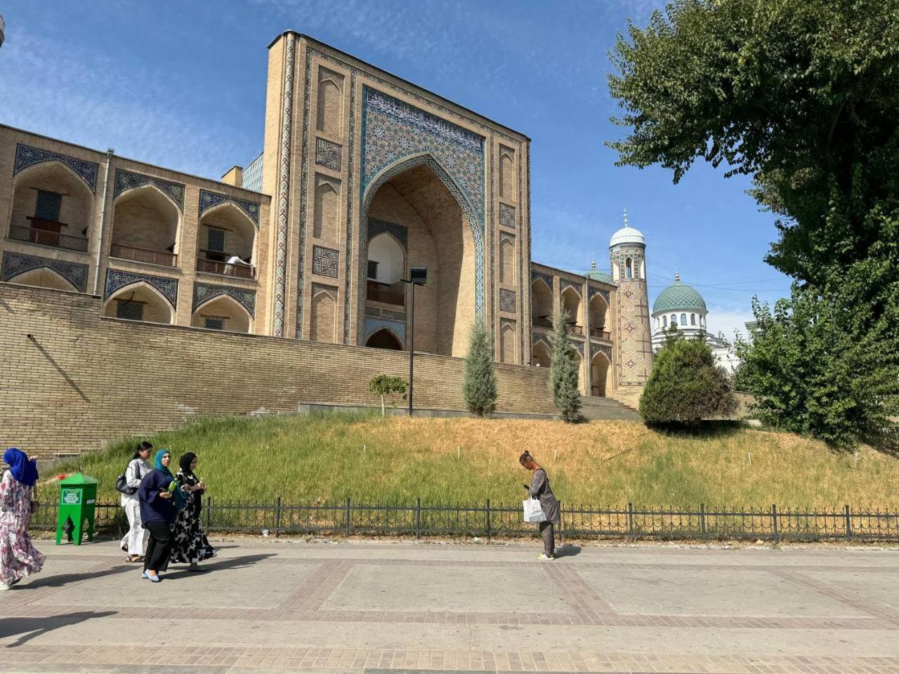 Abay Street- Tashkent City Center 外观 照片