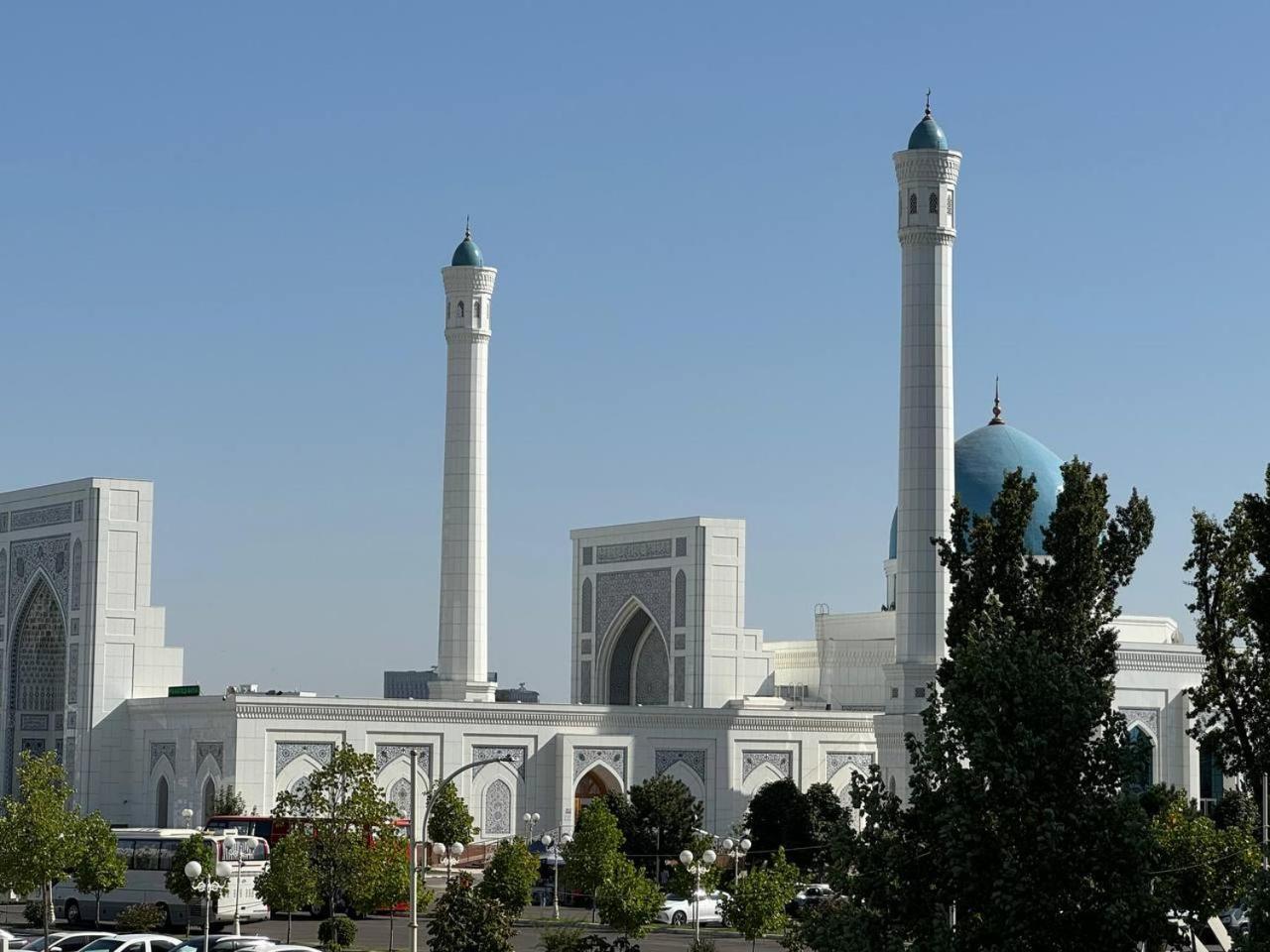 Abay Street- Tashkent City Center 外观 照片